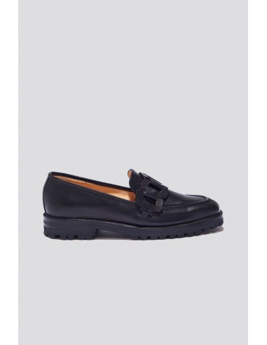 Trini Loafer in Black hantent personnes