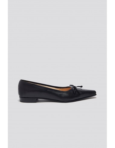 Ema Bow Flat in Black en linge