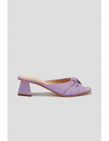 Greta Pleated Knot Heeled Mule in Lilac Les magasins à Paris