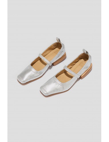 Simona Mary Jane Flat in Silver sur le site 