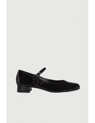 Emilia Mary Janes in Black Patent Leather Vous souhaitez 