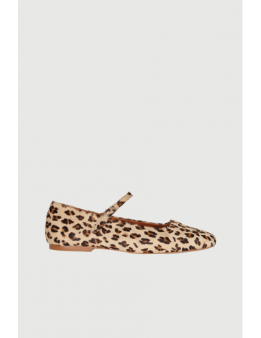 Julieta Mary Janes in Leopard Print Calf Hair de pas cher