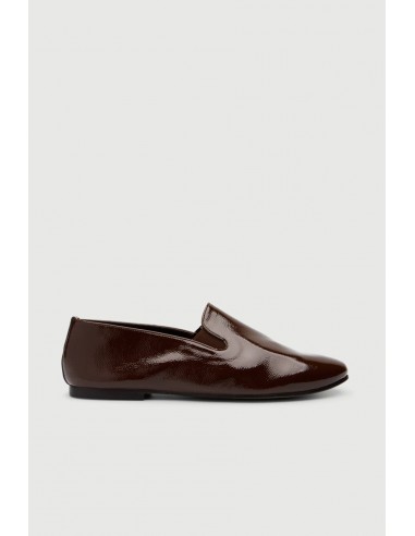 Cleo Loafers in Chocolate Patent Leather Paris Déstockage Promo