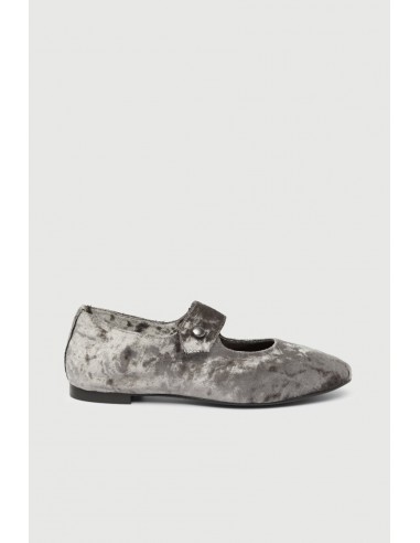 Greta Mary Janes in Grey Velvet Pour